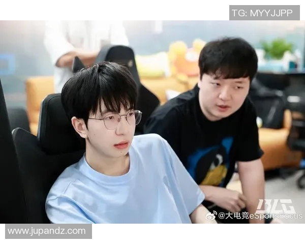 和平精英评论：深入分析BLG战队的进攻策略与失误表现